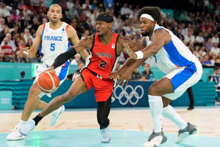 穆雷关键节点出色防守，法国队带队取胜！的简单介绍